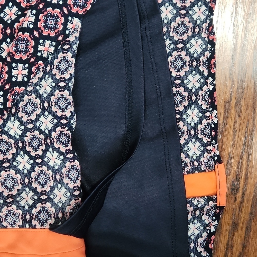 THML Stitch Fix Medallion Shift Dress - Picture 5 of 6